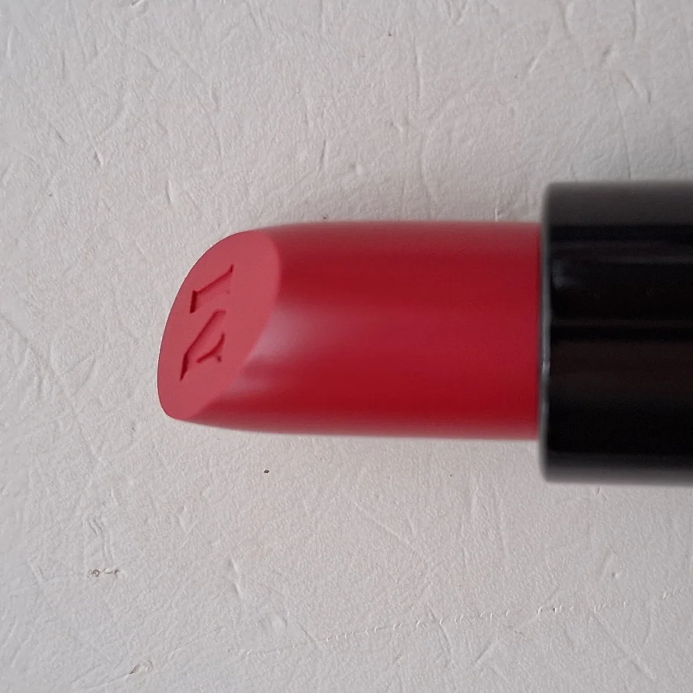 Morphe Cream Lipstick True Love NEW